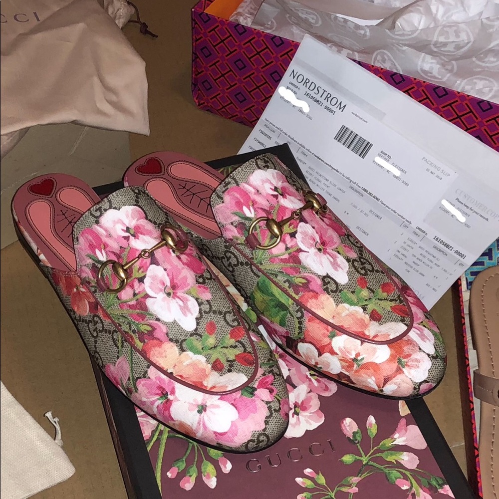 *SOLD* Gucci Princetown loafer mule beige/floral